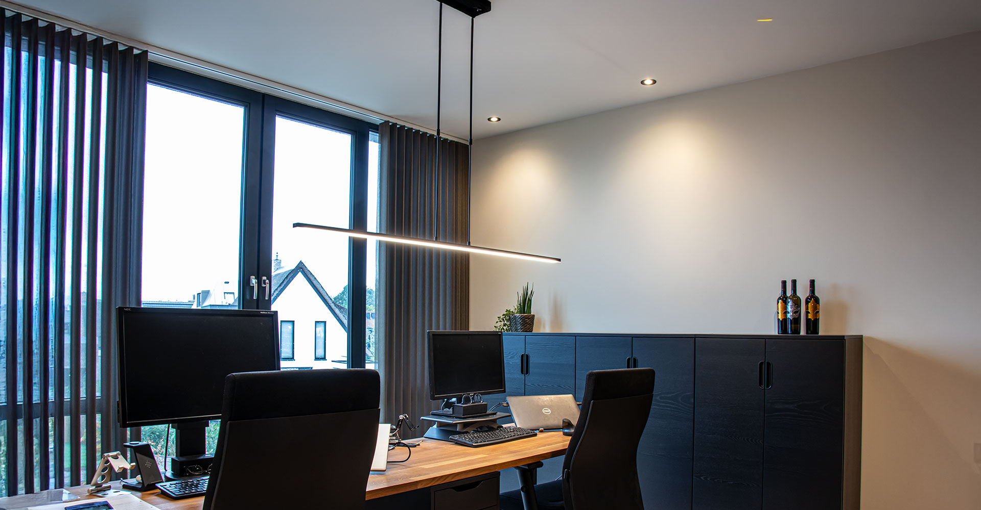 Thumbnail verlichting voor een werkplek of het thuiskantoor taakverlich