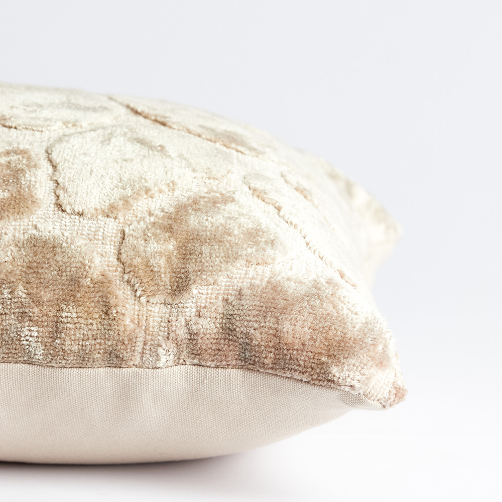 12211930 detail 3 1.jpg