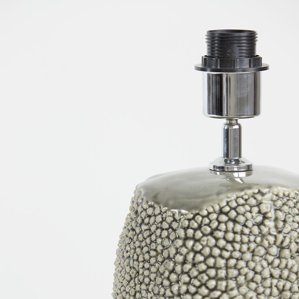 12211987 keramiek lampenvoet groen grijs organisch detail.jpg