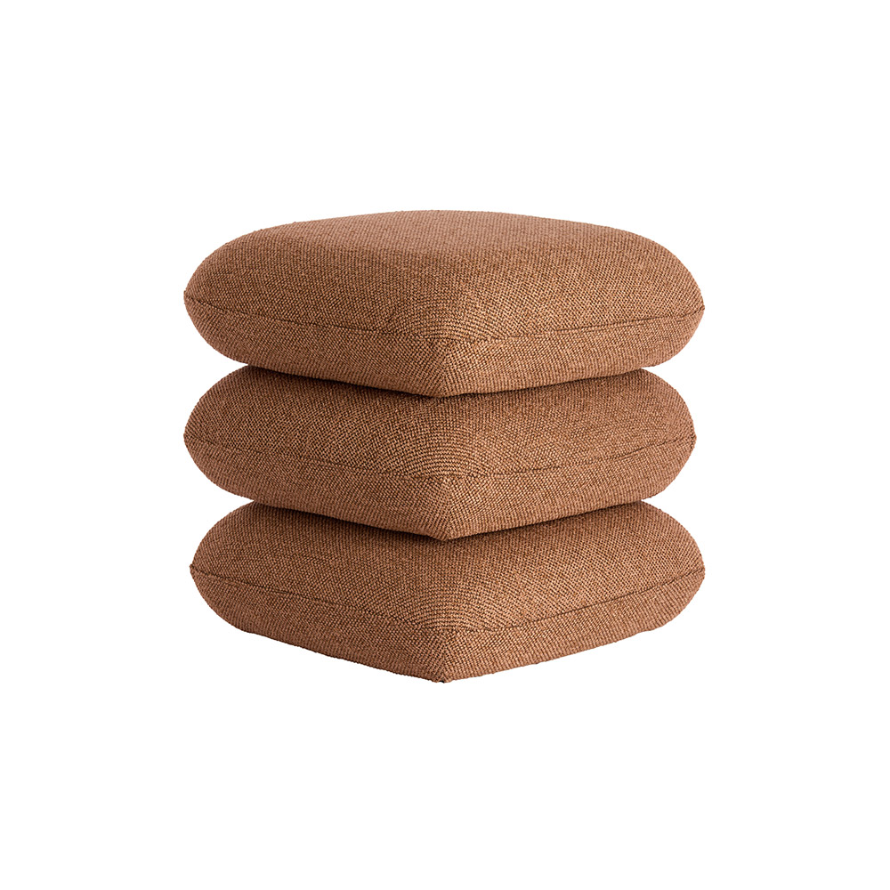 12212012 laurie poef roodbruin.jpg