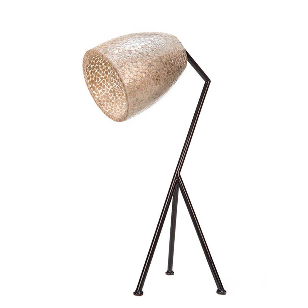 22050081 Driepoot tafellamp zwart met schelpen kap bruin goud.jpg