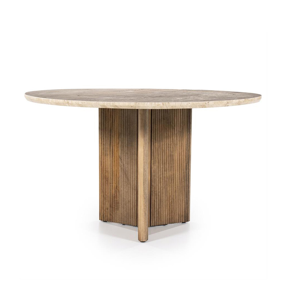 05250111 sara taverin tafel rond.jpg