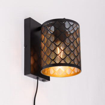 05320147 Wandlamp Zwart goud.jpg