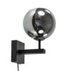 08452022 Mat zwarte wandlamp met smoke glazen bol 20cm.jpg